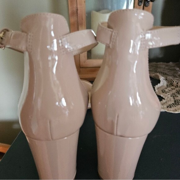 Nine West | Women’s 10.5 M | Nude Patent Ankle-Strap Block Heel Sandals | Elegan - Picture 3 of 6